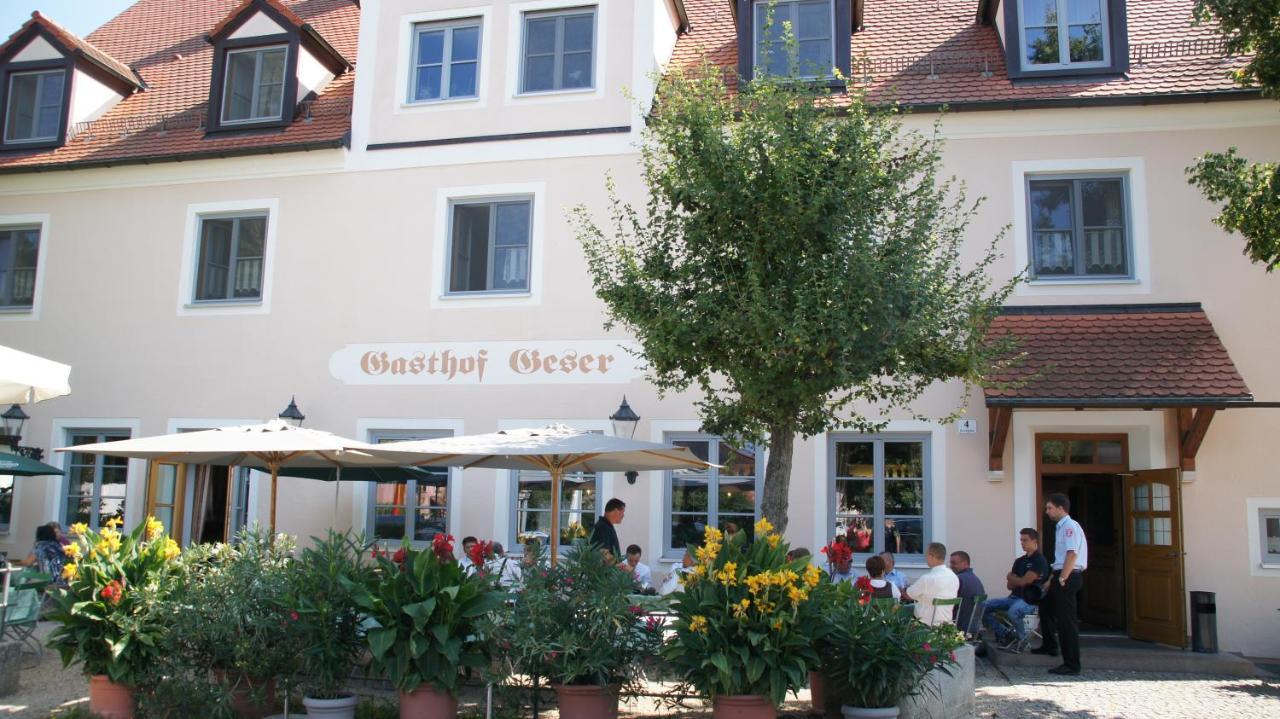 Landgasthof Geser Sarching ภายนอก รูปภาพ